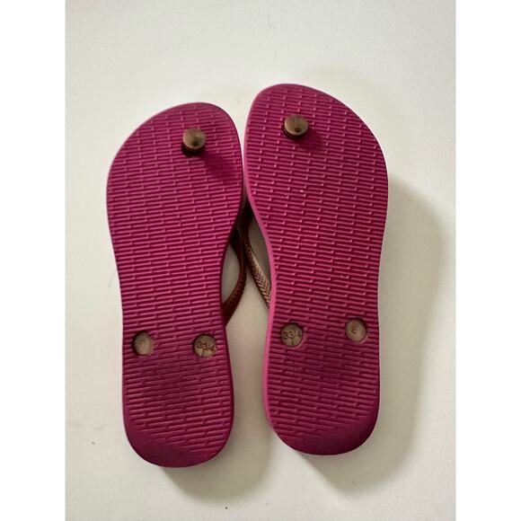 Wonder Woman Havaianas Red Flip Flop size 3 / 4 - Picture 6 of 9